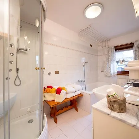 Mistral 利维尼奥