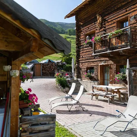 Mistral 利维尼奥